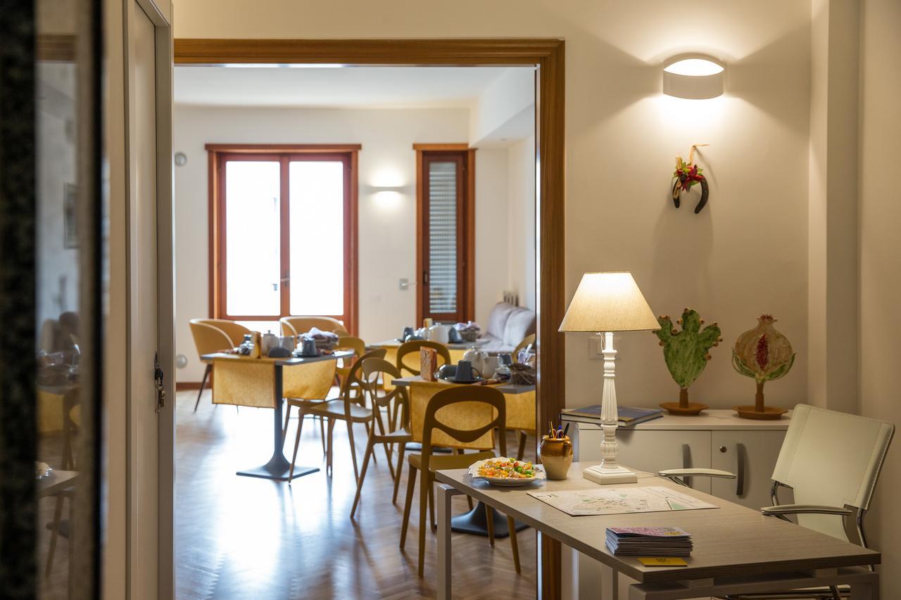 Novantanove B&B Lecce Extérieur photo
